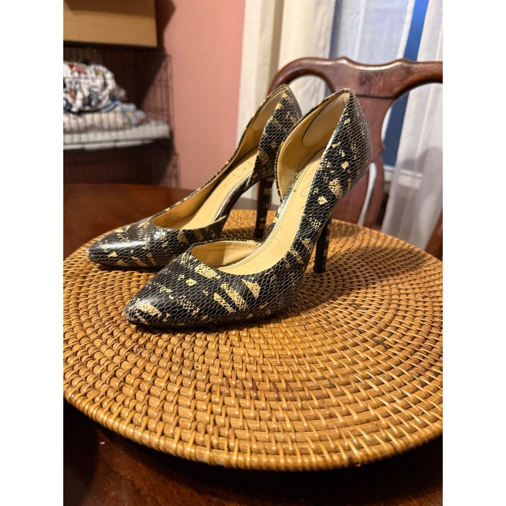 BCBG Paris Snakeskin Embossed D'Orsay Pumps Black Cream Stiletto Heels Size 7.5B